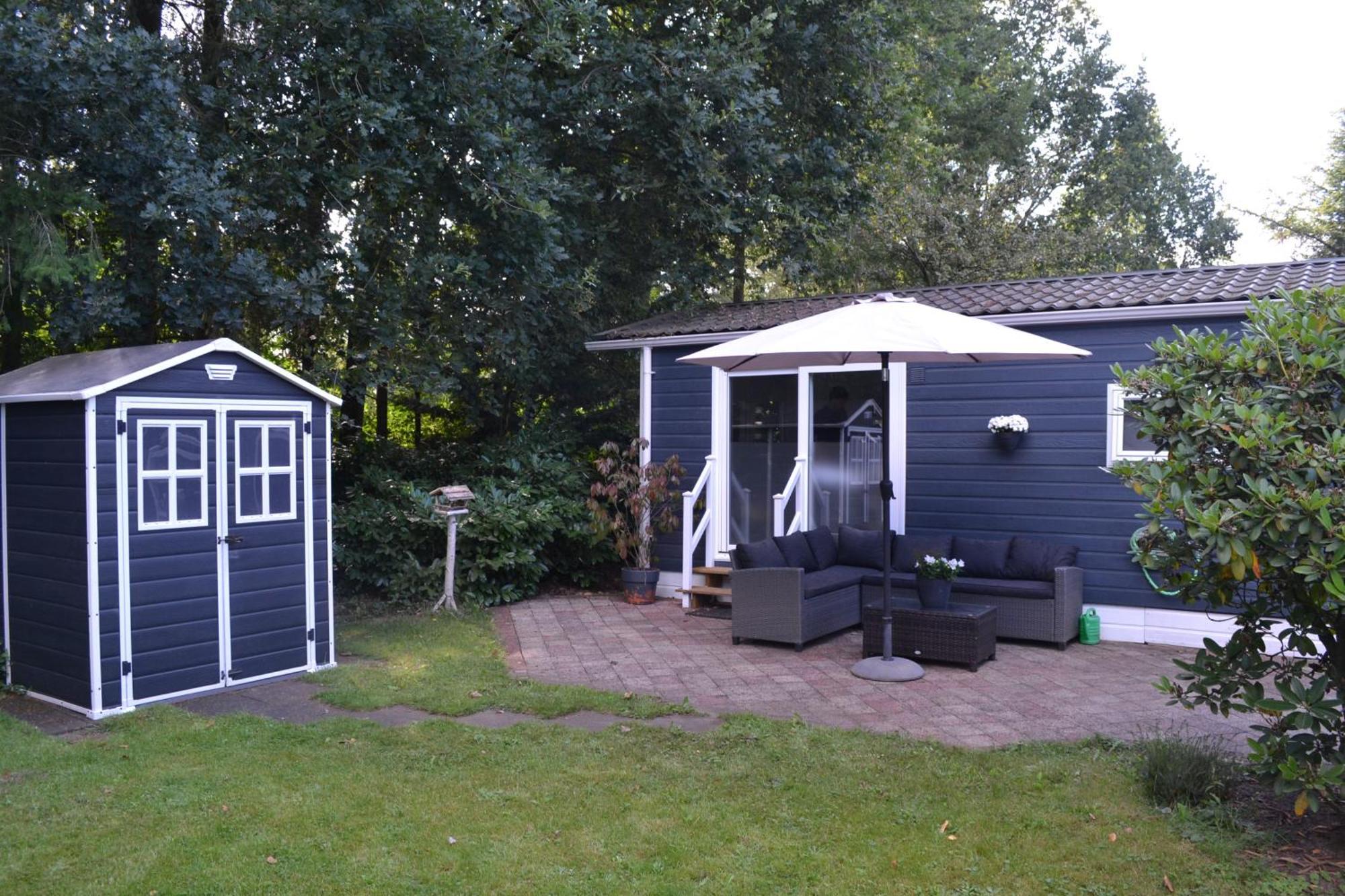 אפ Modern Chalet In De Bossen Van De Veluwe מראה חיצוני תמונה